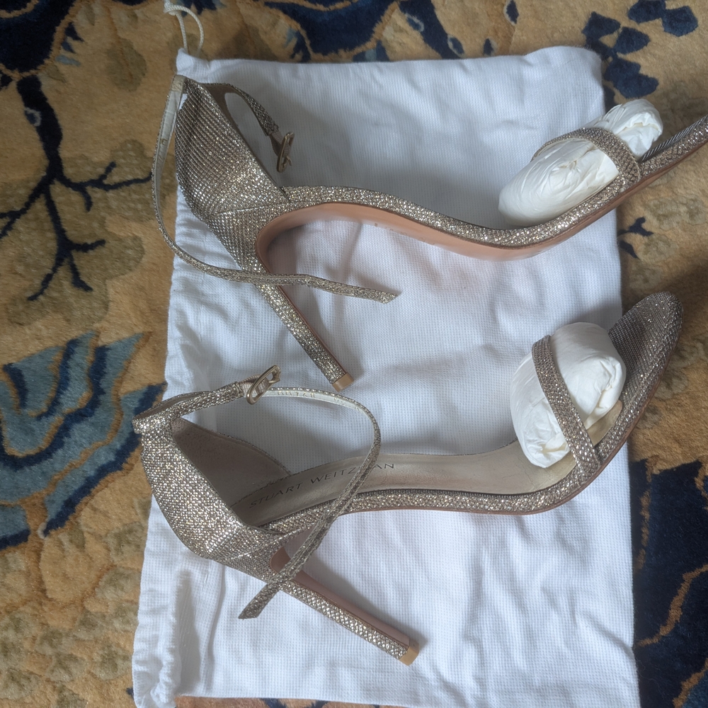 Stuart Weitzman Glittering Gold Heels